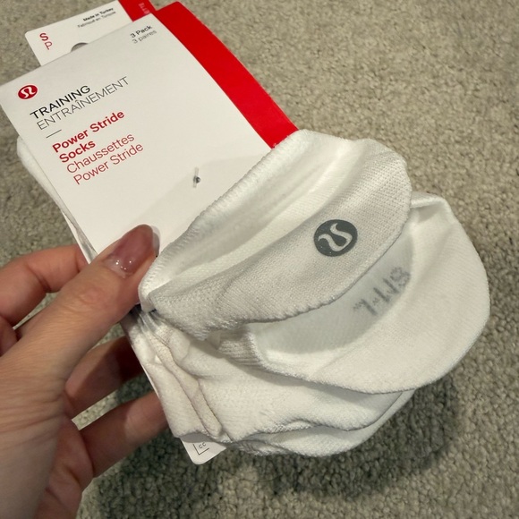 lululemon athletica Power Stride Tab White Socks - 3 Pack Size Small - Picture 4 of 4